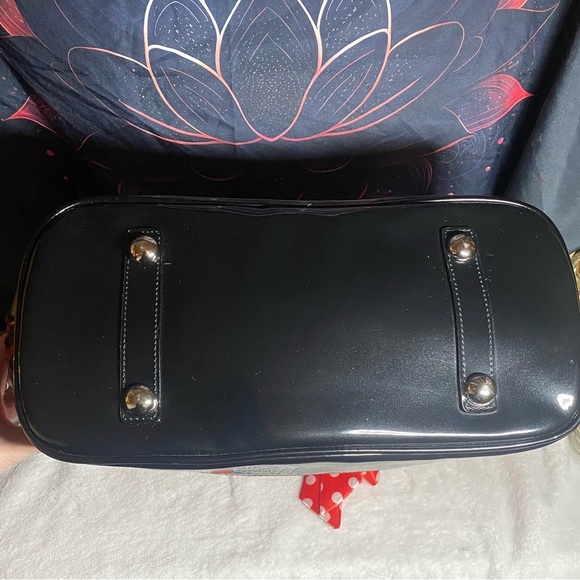 EUC Disney Loungefly Minnie ❤️ Mickey Bowler Satchel - Picture 3 of 7